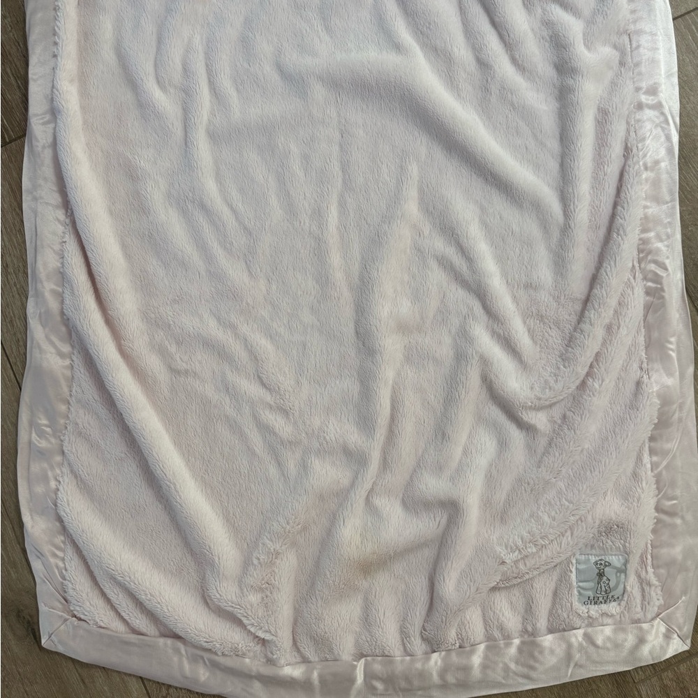 Little Giraffe girls blanket